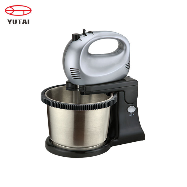 Mini mélangeur à main à la batterie électrique avec un bol rotatif de 2500 ml